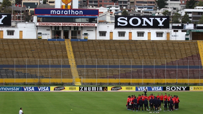 Plantel de la selección reconoció el Estadio "Atahualpa" antes de enfrentar a Ecuador