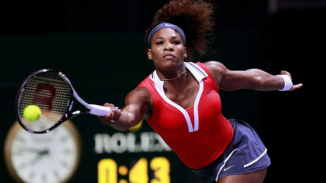 Serena Williams derribó a la número uno del mundo en el Masters de Estambul