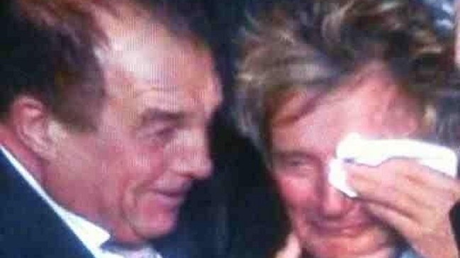 Rod Stewart lloró de alegría por la victoria de Celtic sobre Barcelona