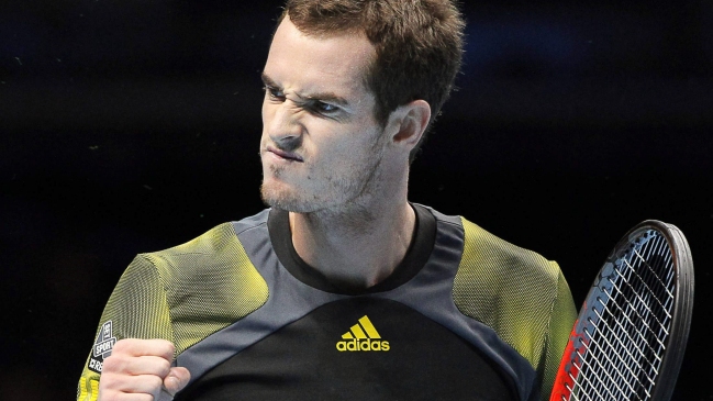 Andy Murray derrotó a Jo-Wilfried Tsonga y avanzó a semifinales del Masters de Londres