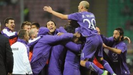 Pizarro y Fernández celebraron con Fiorentina una sólida victoria sobre AC Milán