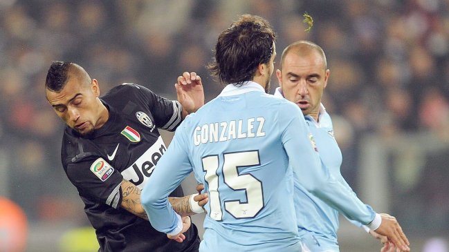 Juventus de Vidal e Isla lucha con Lazio para mantener su liderato en Italia