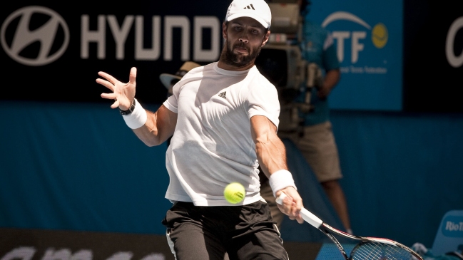 España avanzó a la final de la Copa Hopman tras retiro de John Isner