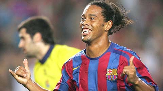 Ronaldinho: Lamento no haber jugado más años junto a Lionel Messi