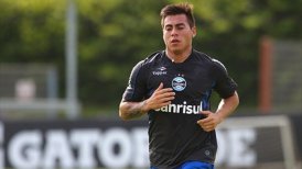 Eduardo Vargas y Hernán Barcos asoman como los delanteros de Gremio para duelo ante Huachipato