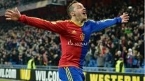 Marcelo Díaz anotó en goleada que afianza a Basilea como líder en Suiza