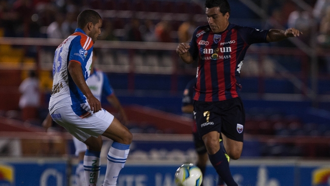 Esteban Paredes actuó en caída de Atlante ante Pumas en México