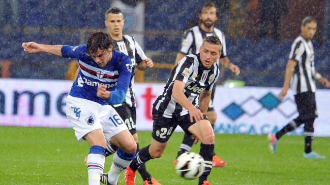 Juventus cayó ante Sampdoria con Mauricio Isla como titular