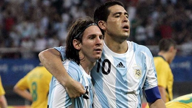 Alfio Basile: "Riquelme puede ser el socio de Messi en el Mundial"