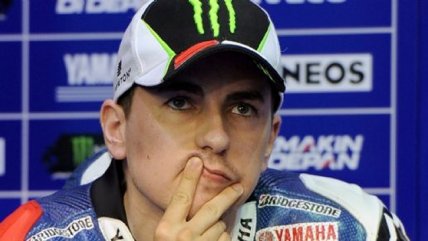 Jorge Lorenzo sufrió fuerte caída en entrenamientos de MotoGP