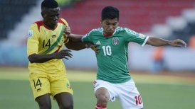 México goleó a Mali y permitió la clasificación de Chile a octavos de final
