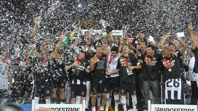 Rousseff celebró victoria de Atlético Mineiro, su equipo desde niña