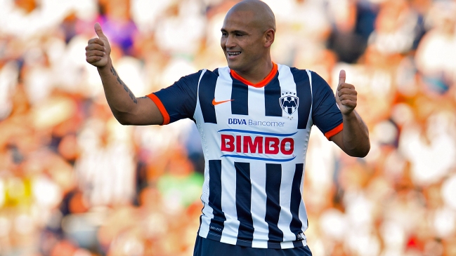 Humberto Suazo: Estoy muy contento de regresar a la selección