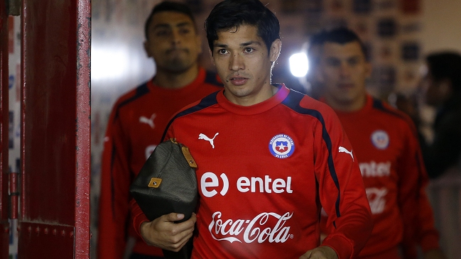 Matías Fernández es duda para el duelo de Chile ante Venezuela