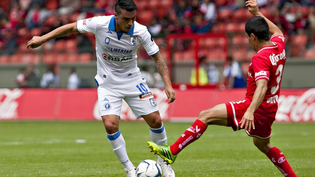 Querétaro volvió al triunfo gracias a un gol de Esteban Paredes