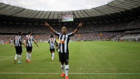 Ronaldinho, elegido Rey de América en 2013