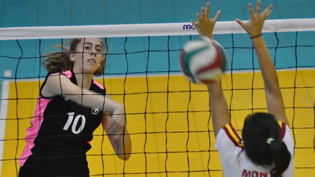 Manquehue quedó a un paso de la final de la Copa Providencia de voleibol