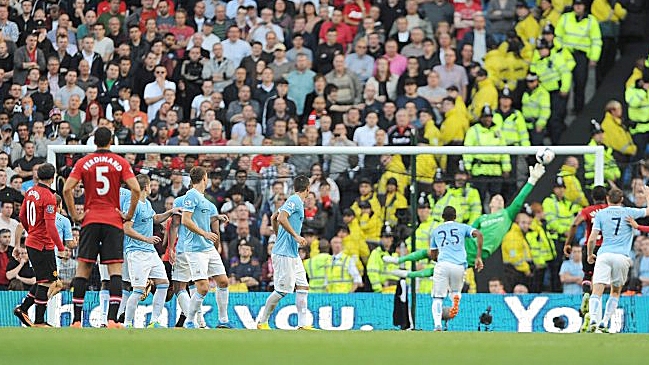 10 vibrantes clásicos entre Manchester City y Manchester United