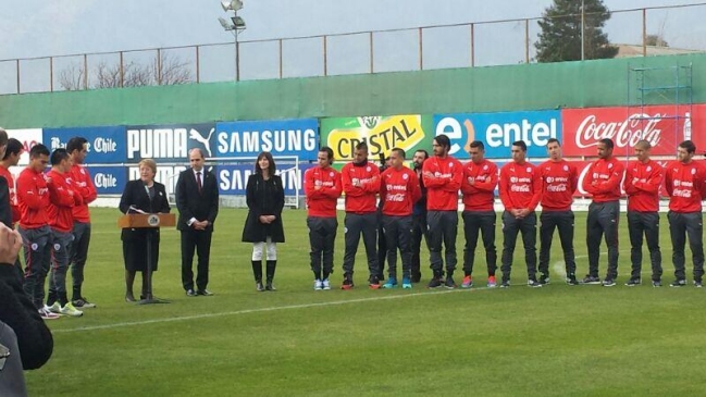 Michelle Bachelet despide a la selección chilena en "Pinto Durán"