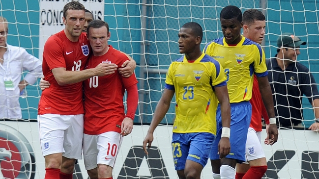 Ecuador igualó con Inglaterra en un accidentado partido amistoso