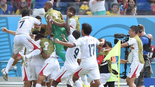 Siete jugadores de Costa Rica fueron llevados a control antidopaje tras triunfo ante Italia