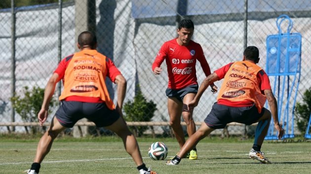 Chile vive otra jornada de prácticas con miras al partido contra Brasil