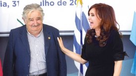 Mujica apoya a Argentina en la final del Mundial pese a conflictos