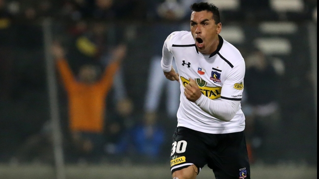 Esteban Paredes: "Me quedo en Colo Colo por la gente"