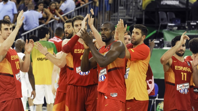 España venció a Brasil y se afianzó en el liderato del Grupo A en el Mundial de Baloncesto