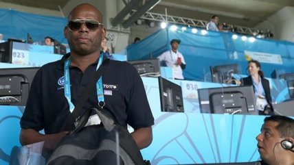 Faustino Asprilla desempolvó historias de fútbol y sexo