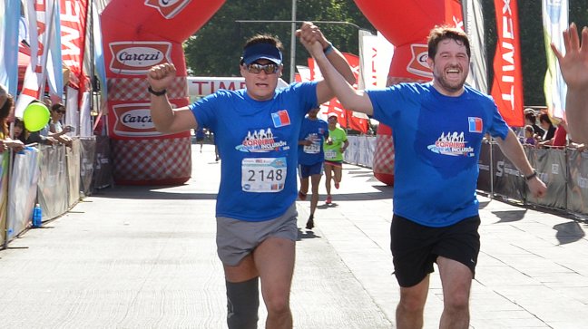 Claudio Orrego participó en la primera Corrida por la Integración