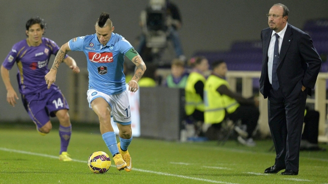 Napoli venció a Fiorentina que tuvo a Matías Fernández como titular