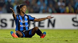 Ronaldinho seguirá en Querétaro y se presentará recién en enero