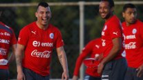 Vota y gana un polerón de la selección chilena