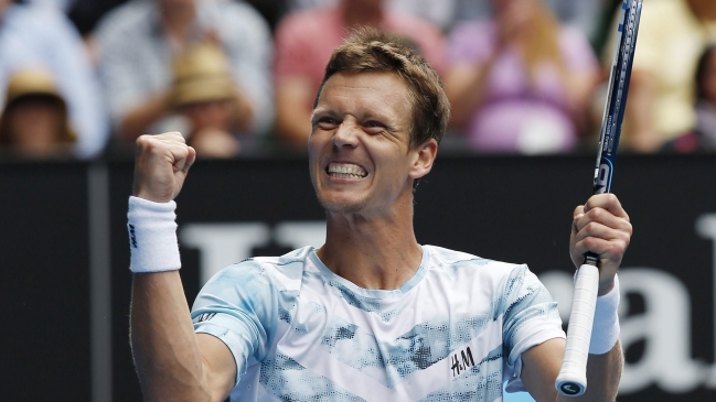 Tomas Berdych demolió a Rafael Nadal y pasó a semifinales en Australia