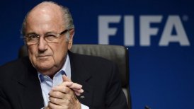 Blatter condenó dichos de Sacchi y acto racista de hinchas de Chelsea