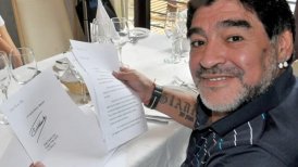 Maradona: Fidel está más vivo que nosotros