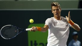 Tomas Berdych batió a Juan Mónaco y chocará con Andy Murray en semifinales de Miami