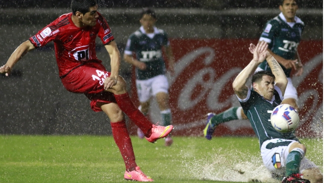 Ñublense igualó ante Santiago Wanderers y se mantuvo en zona de descenso