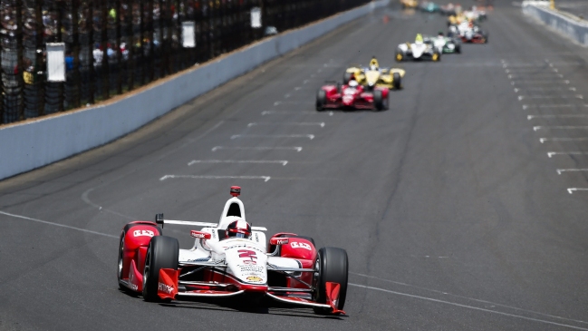 Juan Pablo Montoya esperó 15 años para ganar otra vez las 500 Millas de Indianápolis