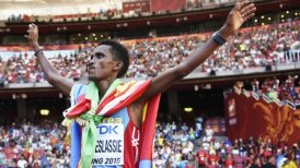 Ghirmay Ghebreslassie abrió el Mundial de Atletismo imponiéndose en el maratón