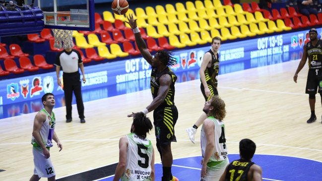 Deportes Castro sumó su segunda derrota en la Liga Sudamericana de baloncesto