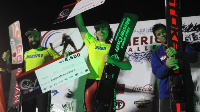 Campeón mundial se impuso en el Chile Night Jump 2015 de esquí náutico