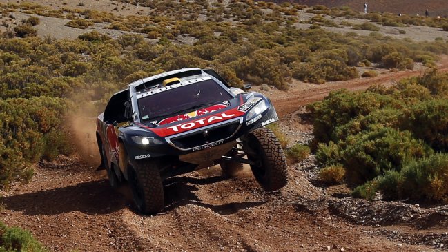 Stephane Peterhansel ganó la cuarta etapa de los autos en el Dakar