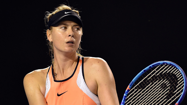 Sharapova superó a Davis para avanzar a octavos de final del Abierto de Australia