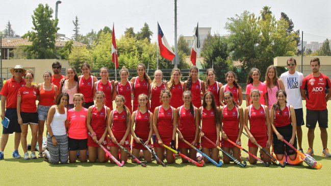 Selección femenina de hockey césped alista su participación en torneo Panamericano