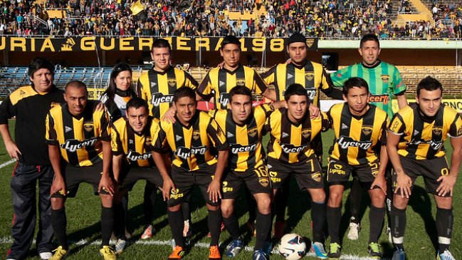 Fernández Vial volverá a jugar en el Estadio "Ester Roa" frente a Huachipato