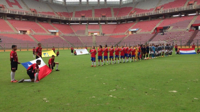 La selección chilena sub 17 sufrió dura caída en su debut en el Sudamericano femenino