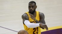 Justin Lin negocia dirigir la secuela de "Space Jam" con LeBron James