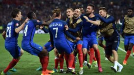 Francia batió a Albania en los descuentos y avanzó en la Eurocopa
